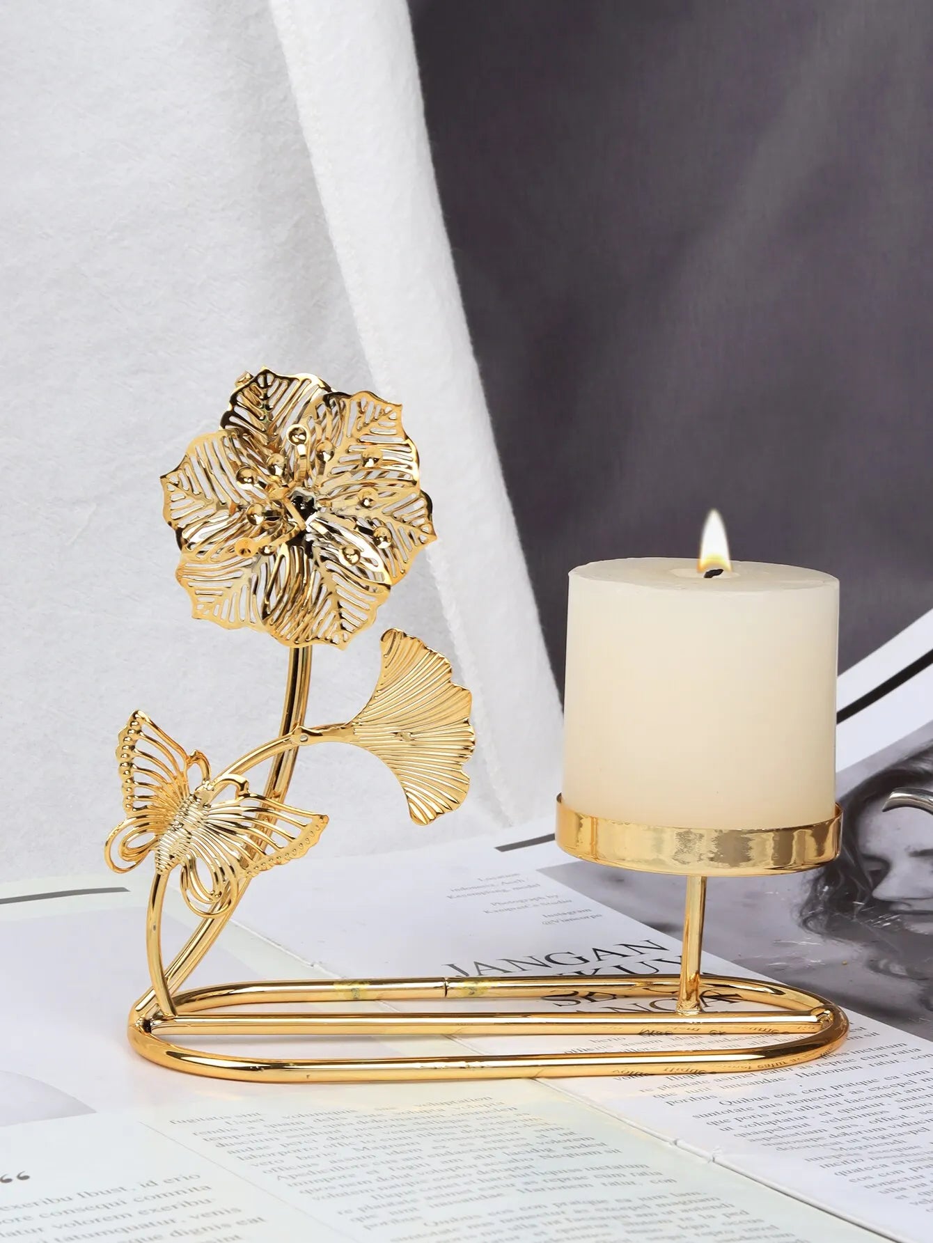 1pc Nordic Gold Ginkgo Leaf Romantic Candle Dinner Table Decoration Candlestick Decorations Home Decoration Electroplating