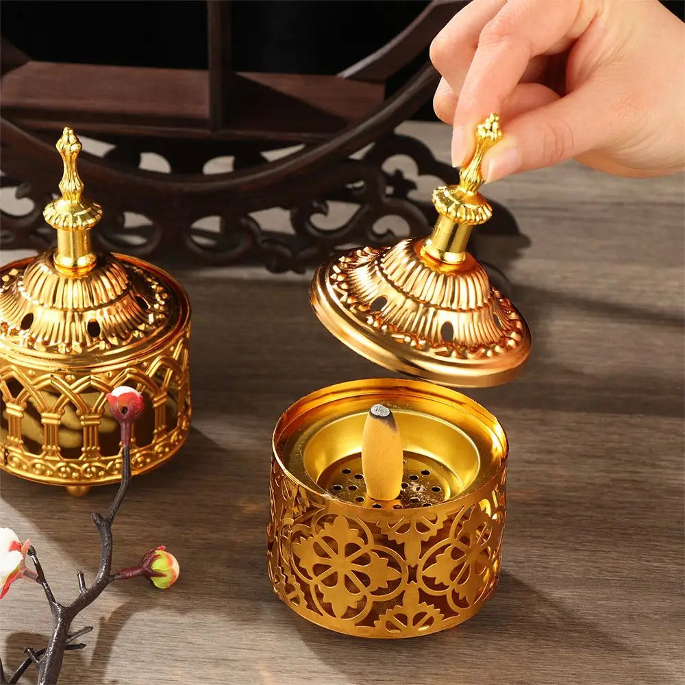 Metal Incense Burner Hollow Golden Tower Oil Burner Vintage Censer Holder Home Fragrance Products