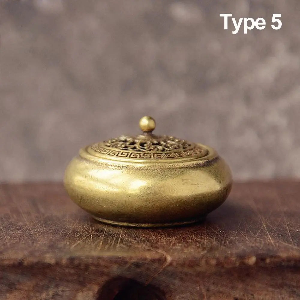 Metal Incense Burner Hollow Golden Tower Oil Burner Vintage Censer Holder Home Fragrance Products